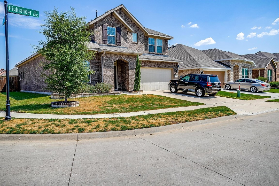 1901 Highlander Court Fort Worth TX 76120
