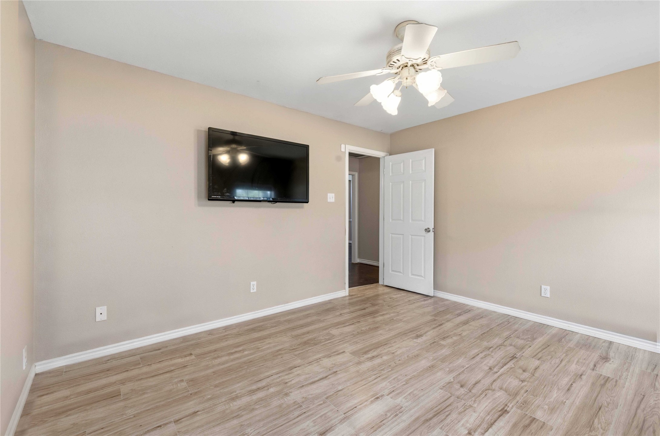 1700 County Road 318 Early TX 76802