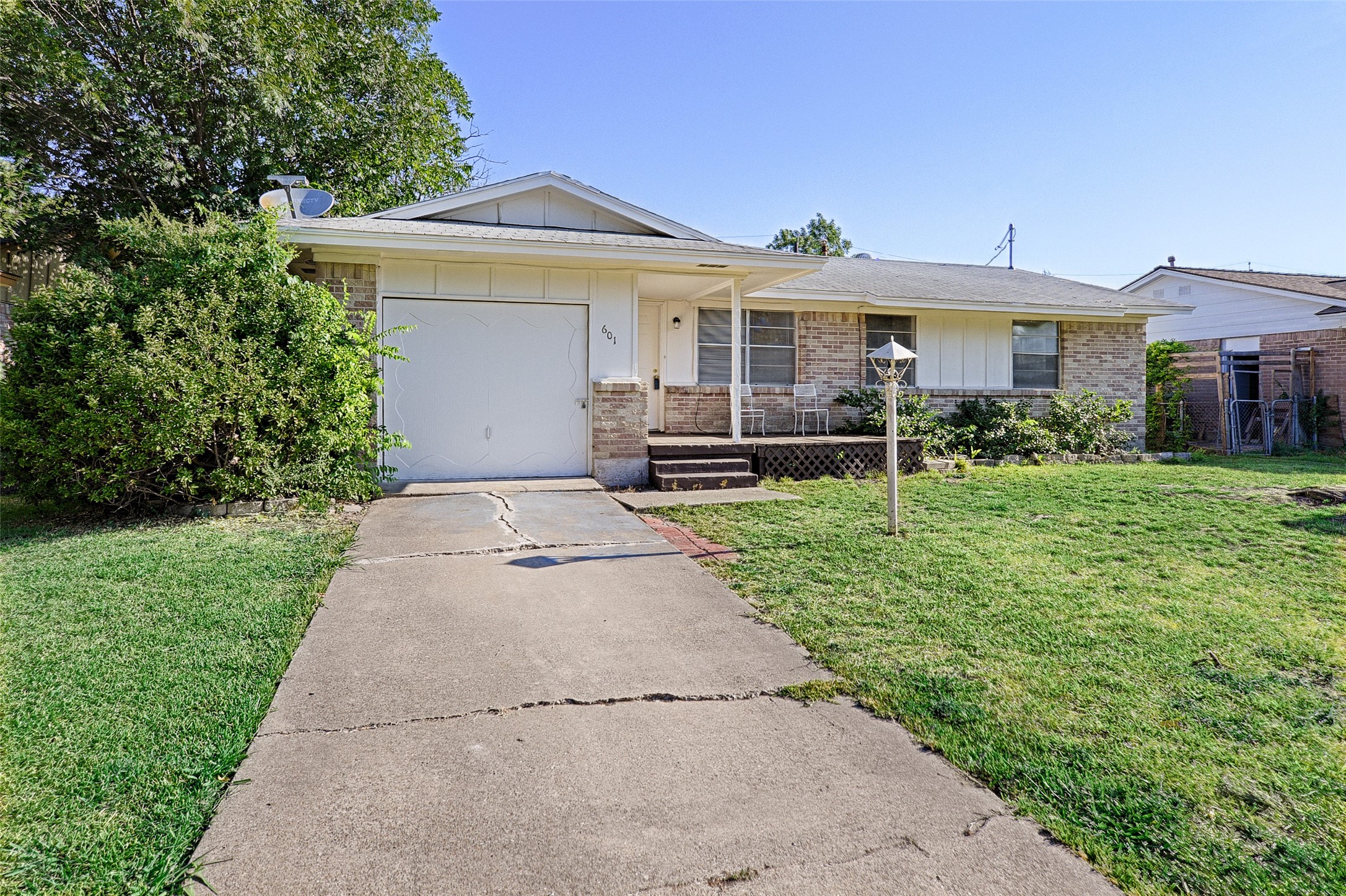 601 Sunset Drive Garland TX 75040