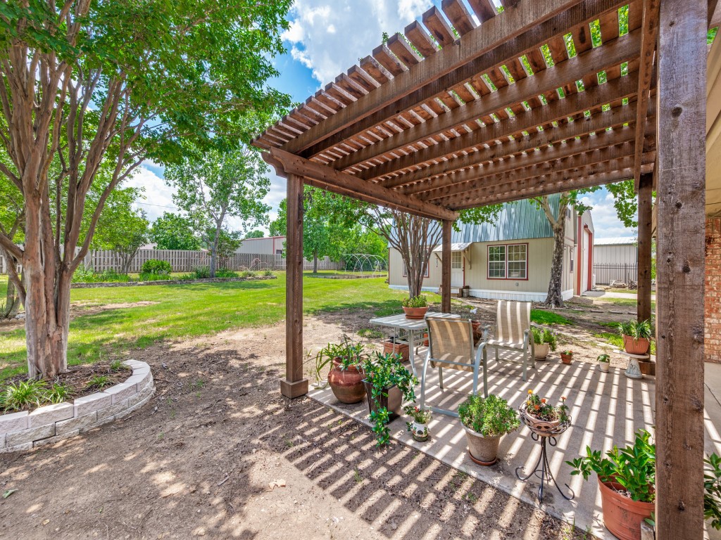 511 N Hardeman Circle Justin TX 76247