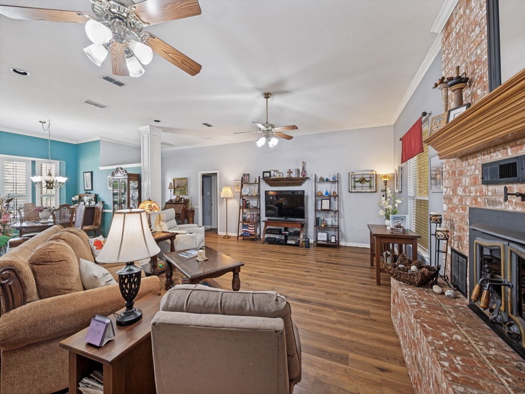 511 N Hardeman Circle Justin TX 76247