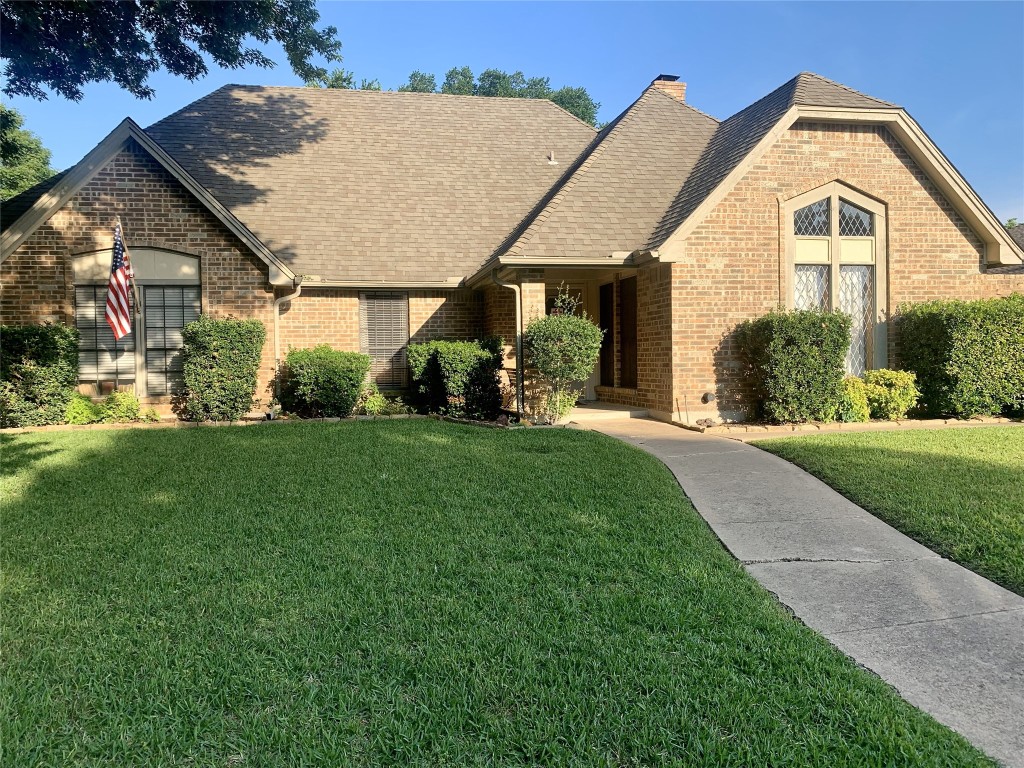 1611 Meadow Crest Lane Mansfield TX 76063