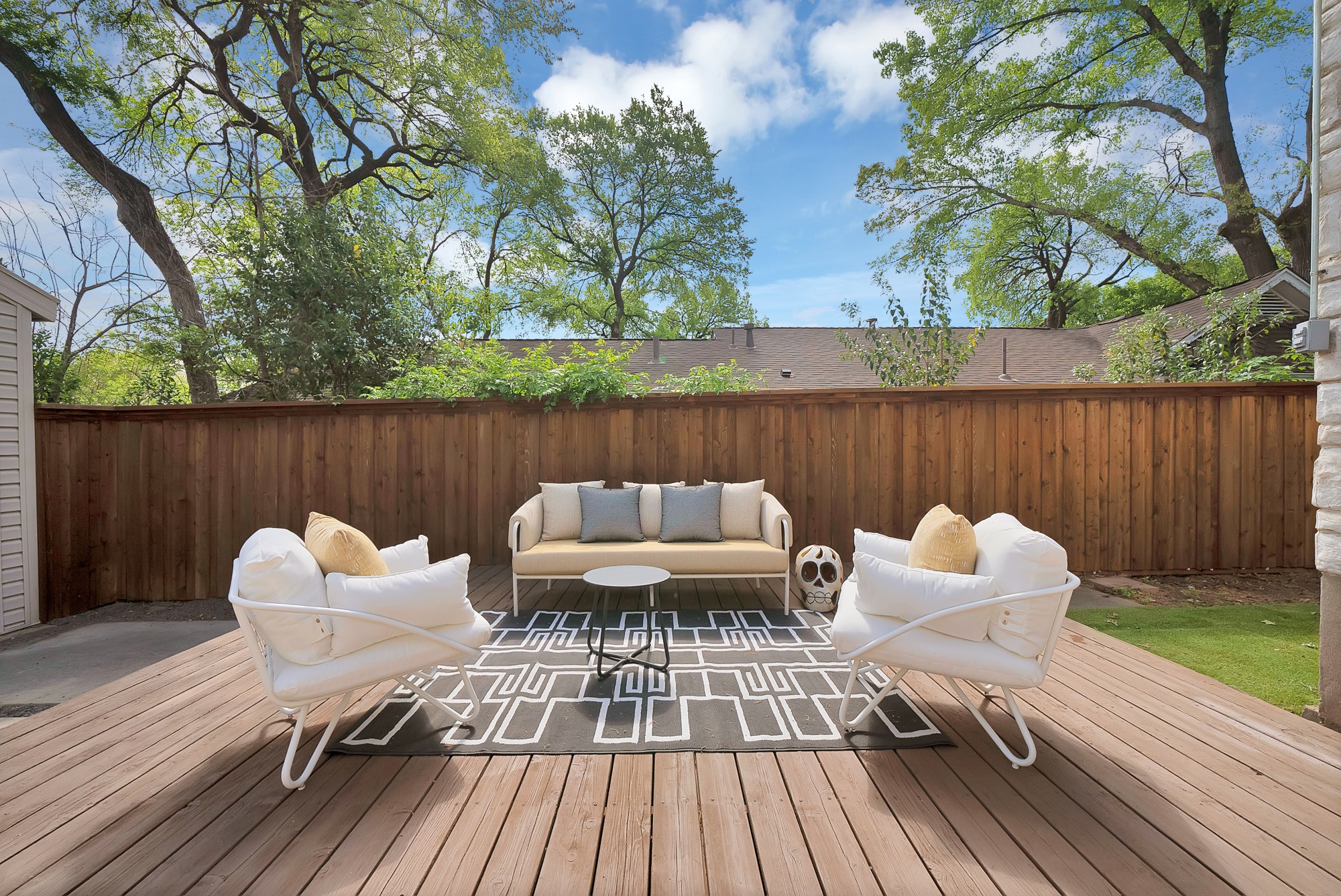 1118 Tenison Memorial Drive Dallas TX 75223