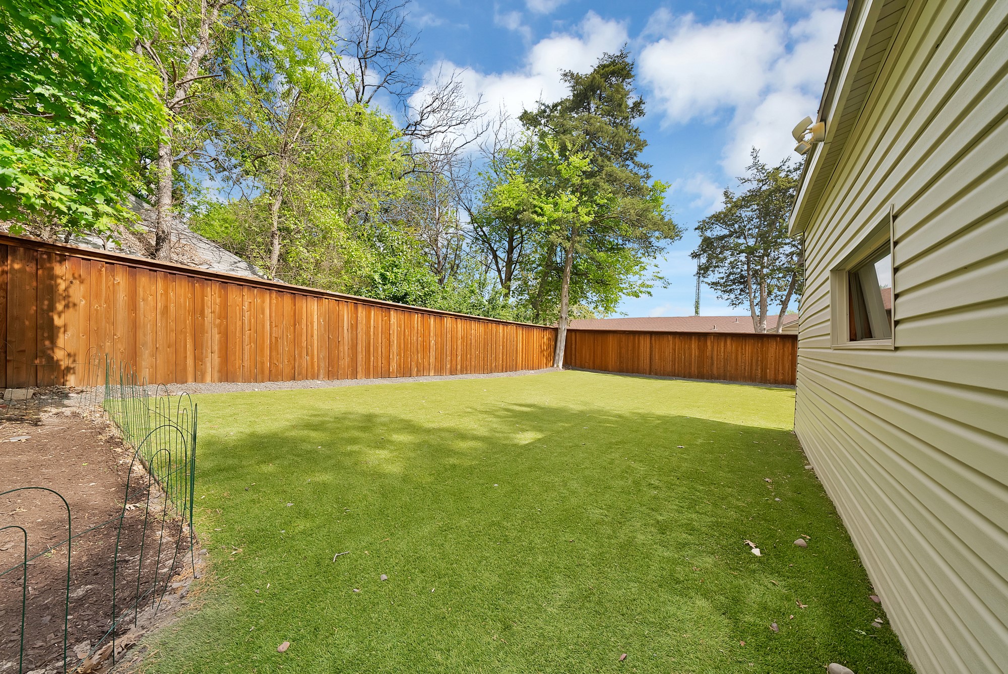 1118 Tenison Memorial Drive Dallas TX 75223