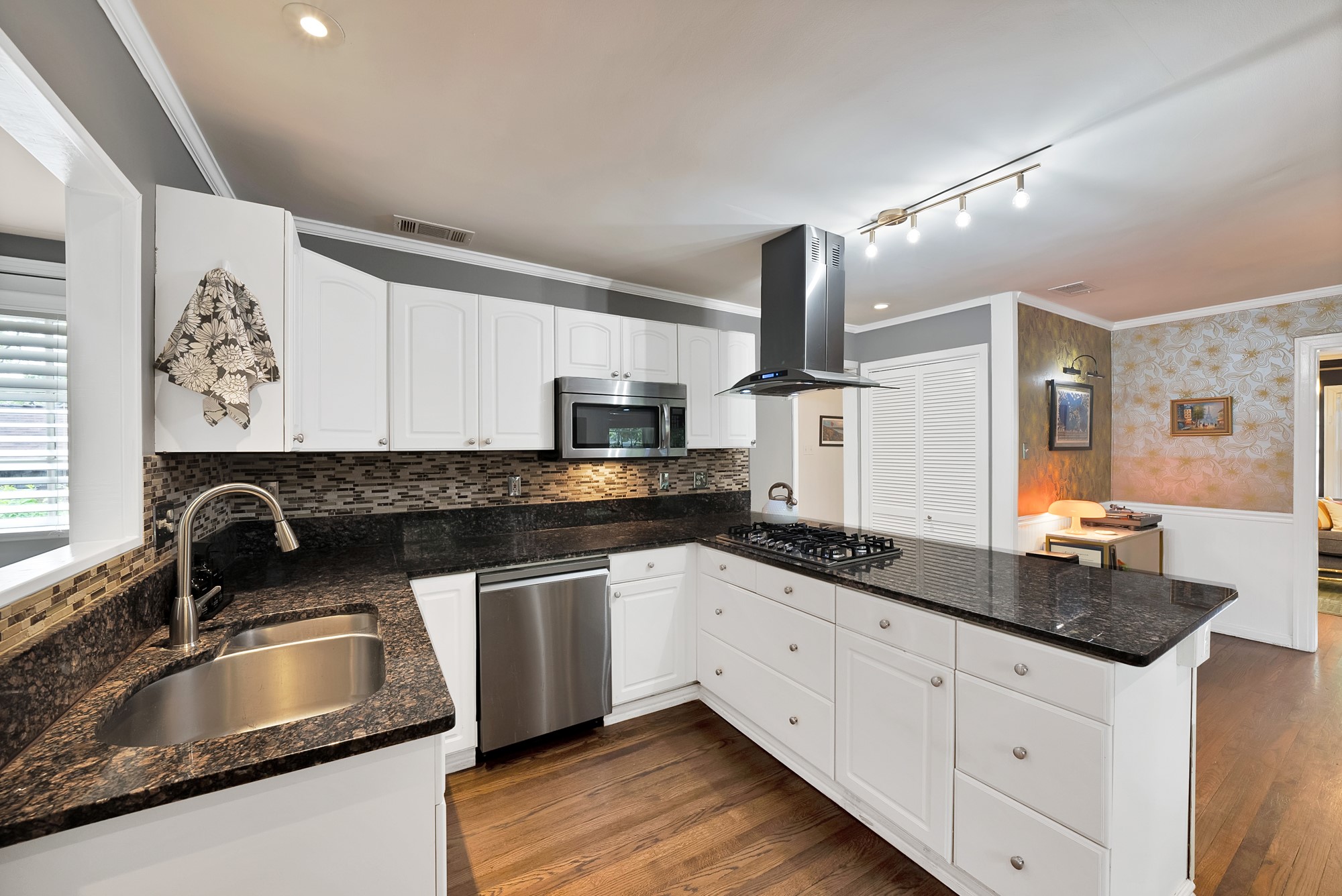 1118 Tenison Memorial Drive Dallas TX 75223