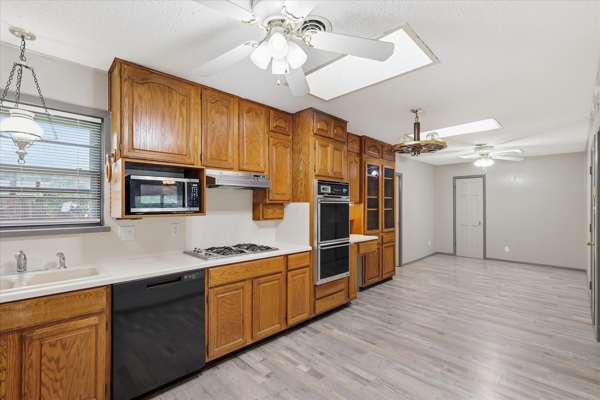13649 Birchlawn Drive Farmers Branch TX 75234