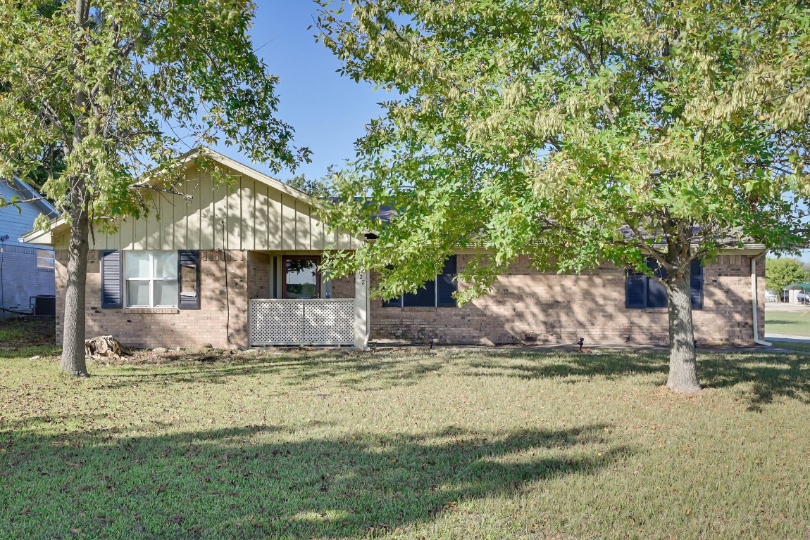 5722 S Interstate Highway 45 W Corsicana TX 75109