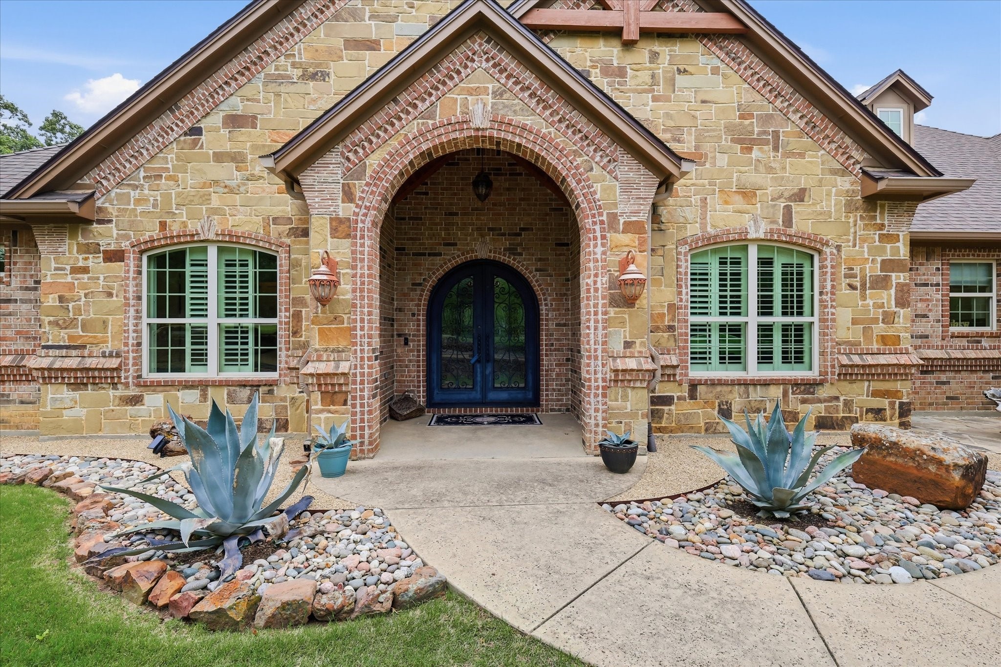 6751 Robinson Canyon Road Aubrey TX 76227