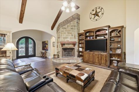 6751 Robinson Canyon Road Aubrey TX 76227