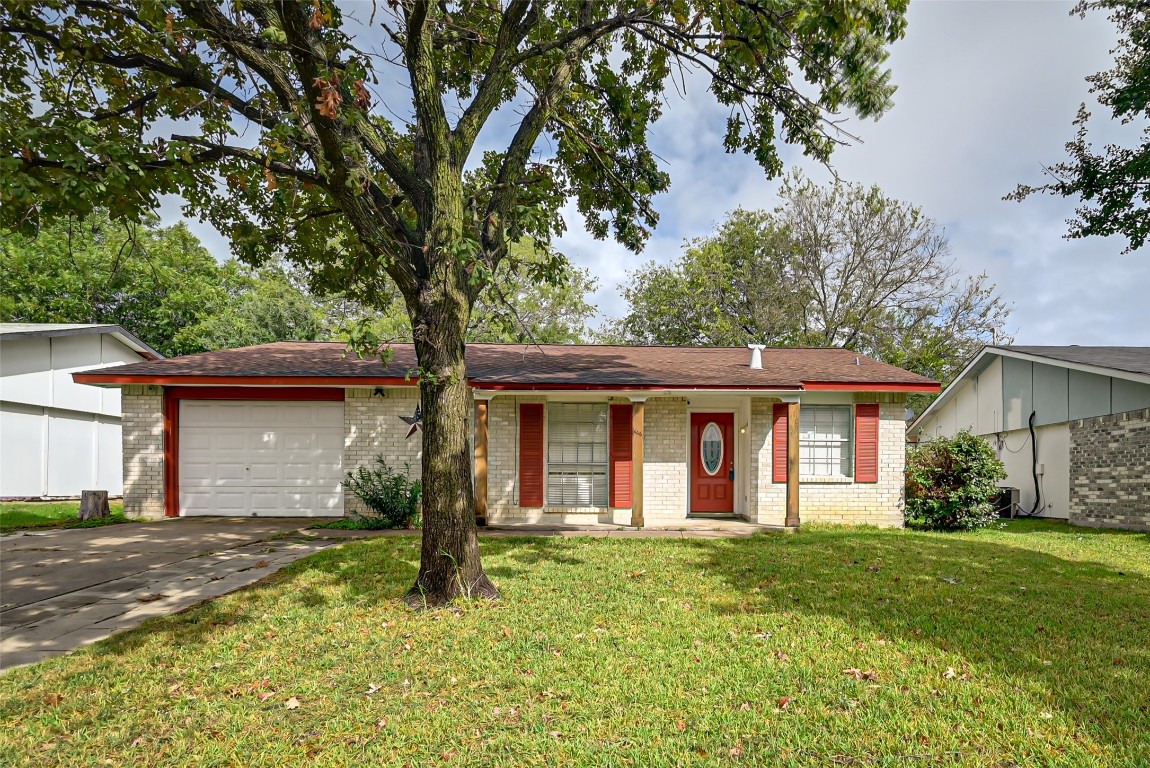 610 Columbine Lane Grand Prairie TX 75052