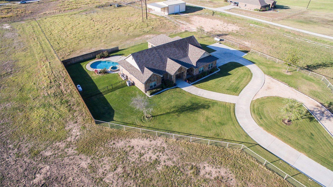 111 County Road 4181 Decatur TX 76234