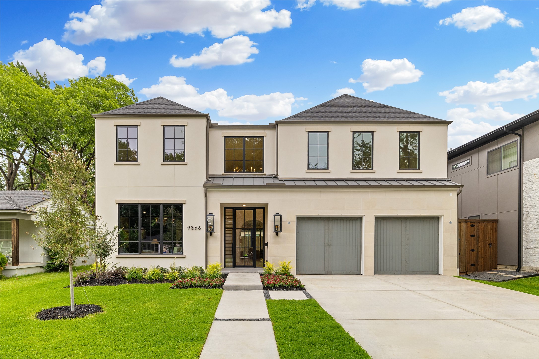 Dallas TX, 9866 Mixon Drive