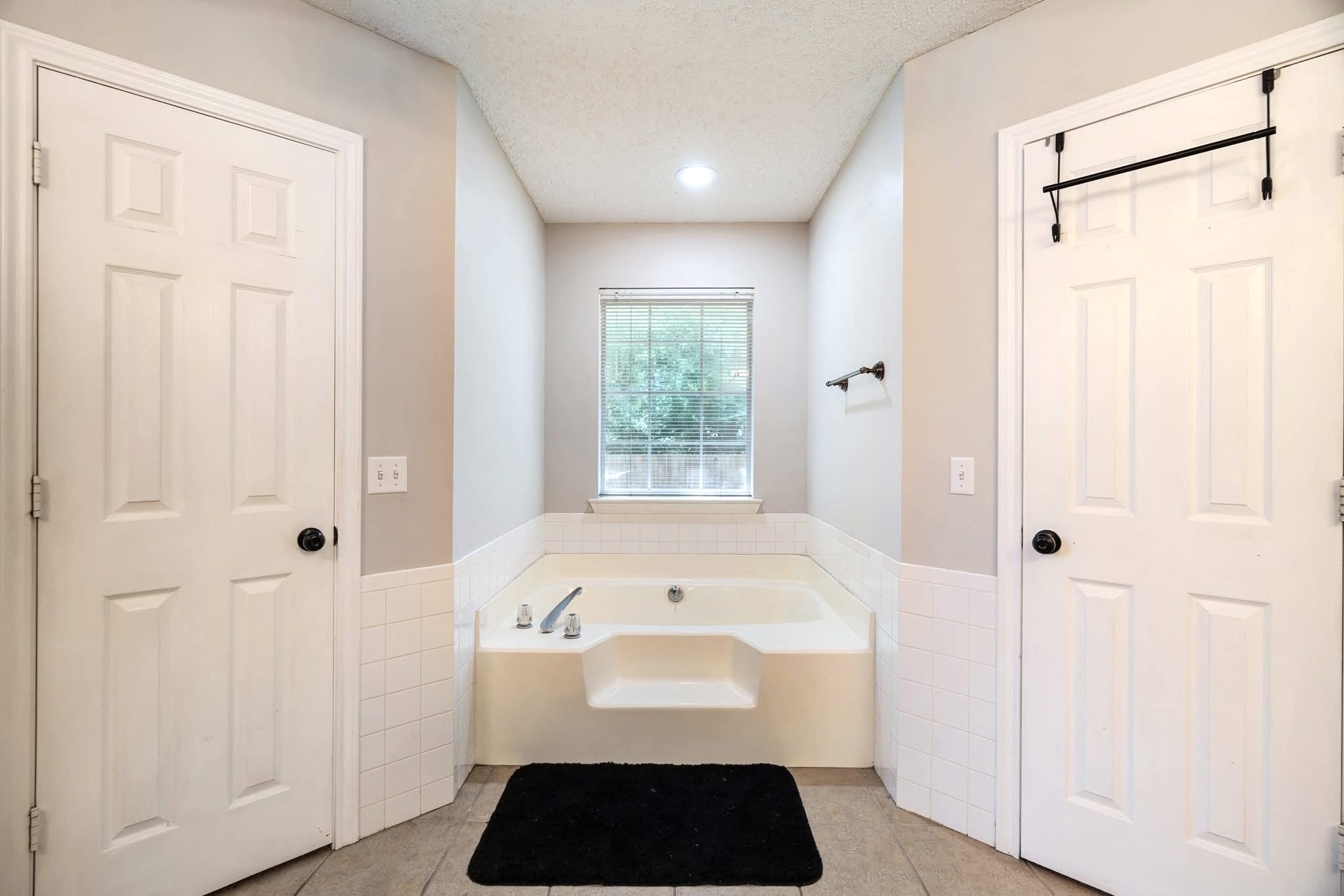 566 Turtle Creek Reno TX 75462