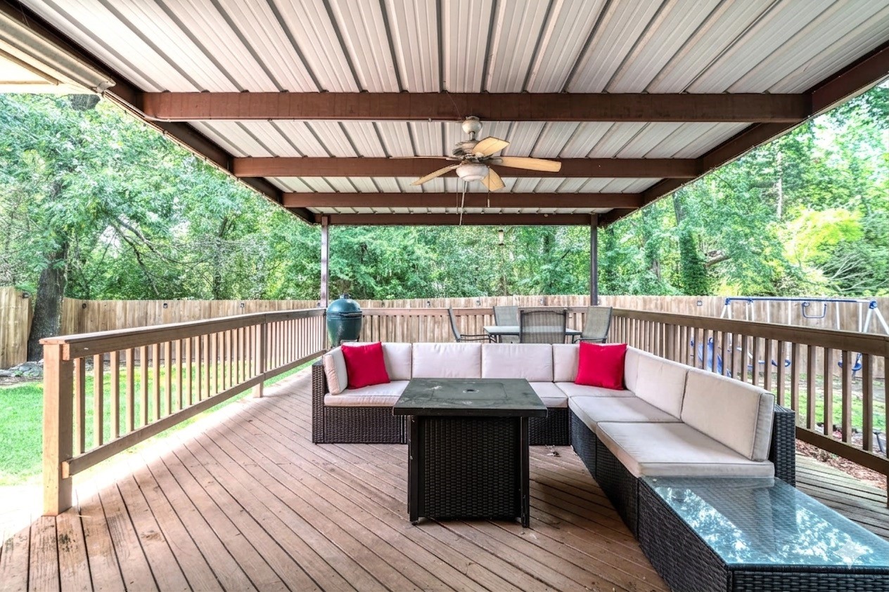 566 Turtle Creek Reno TX 75462