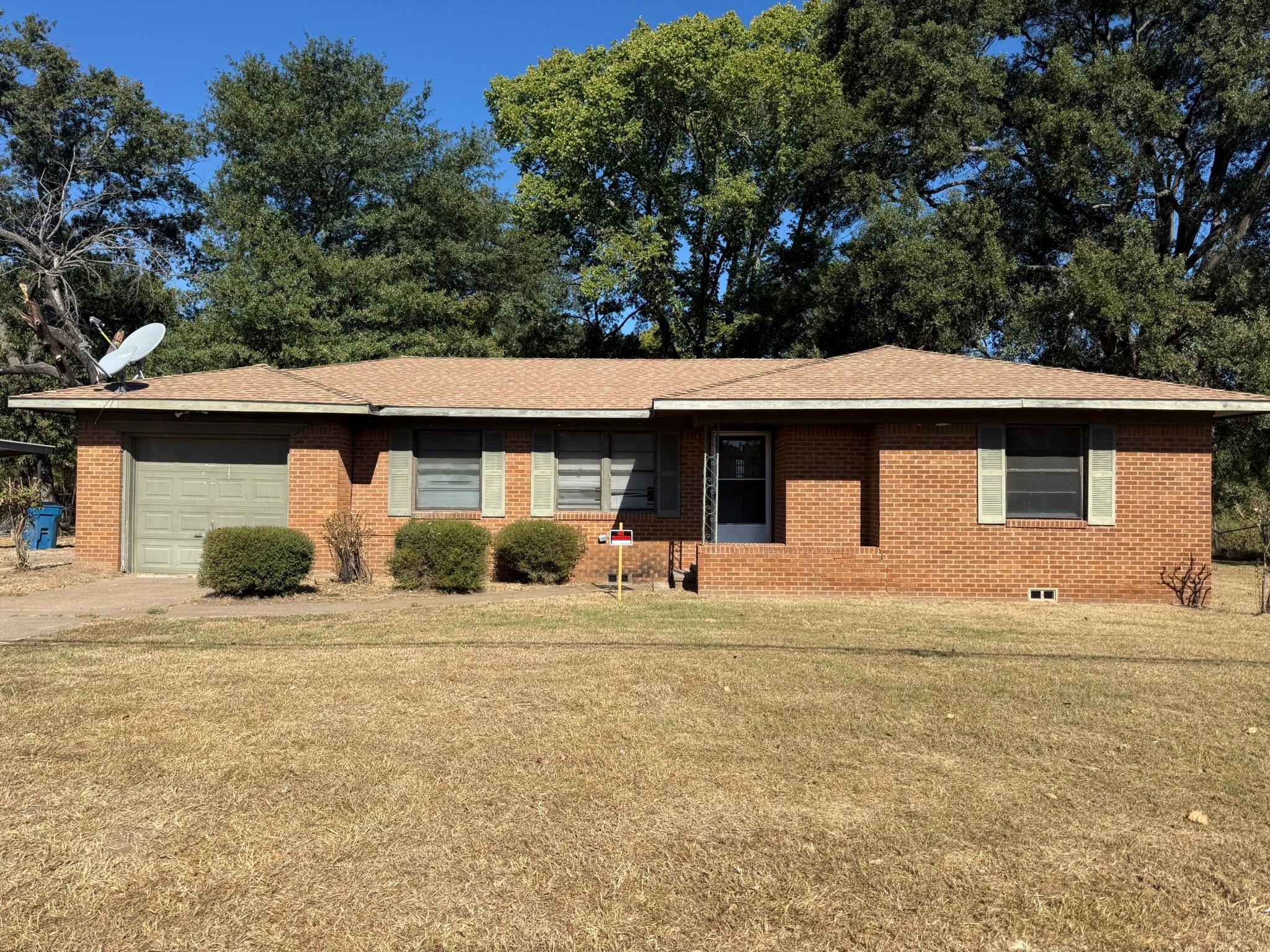 1206 - 1208 W Royall Boulevard Malakoff TX 75148