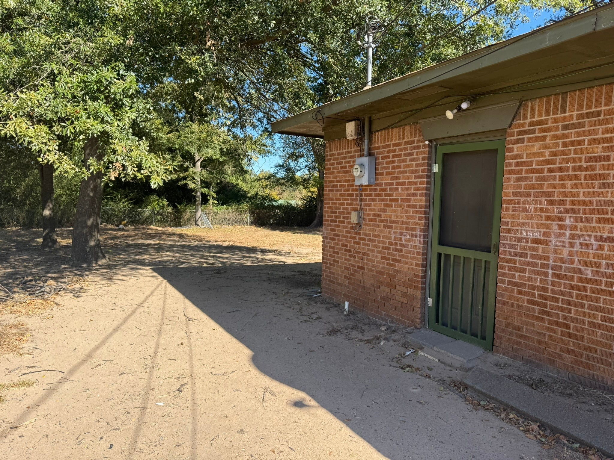 1206 - 1208 W Royall Boulevard Malakoff TX 75148