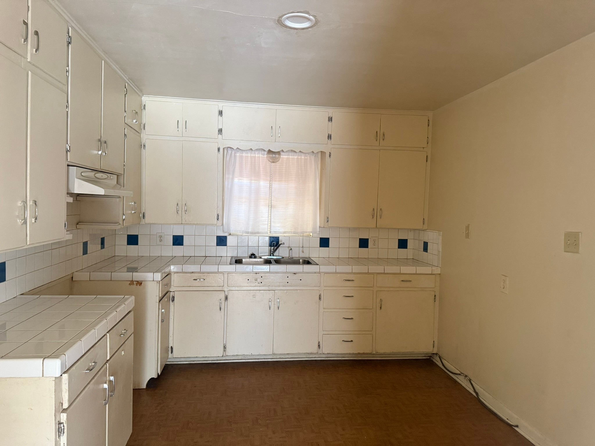 1206 - 1208 W Royall Boulevard Malakoff TX 75148