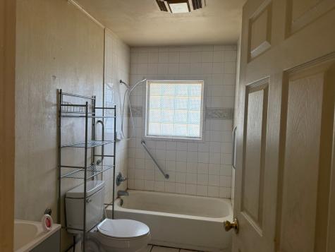 1206 - 1208 W Royall Boulevard Malakoff TX 75148