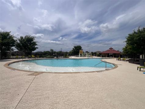 915 Amber Street Princeton TX 75407