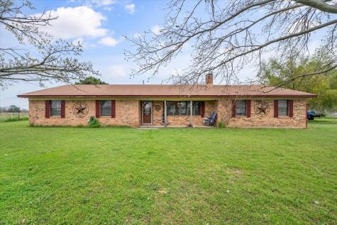 230 Fcr 141 Streetman TX 75859