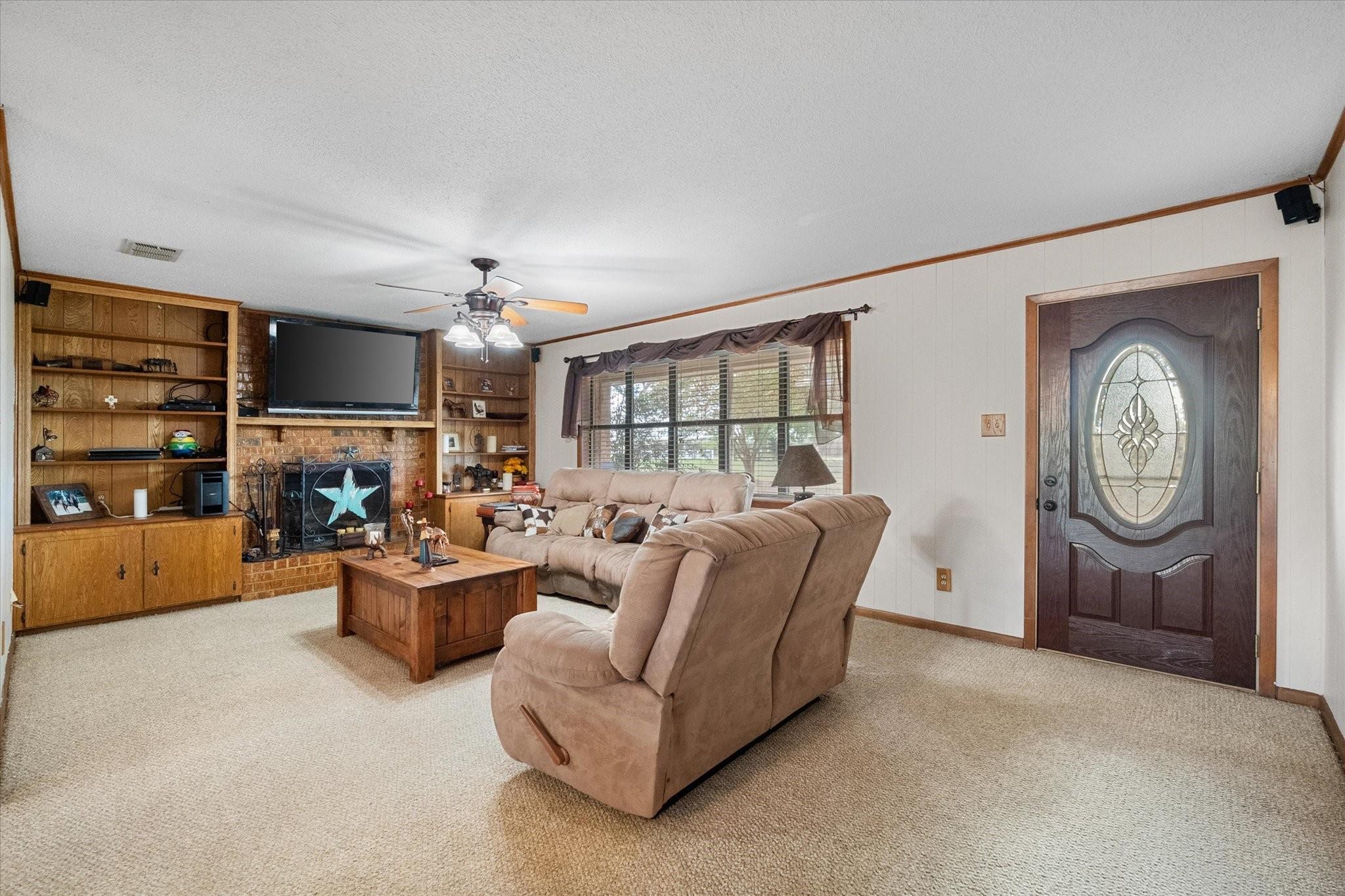 230 Fcr 141 Streetman TX 75859