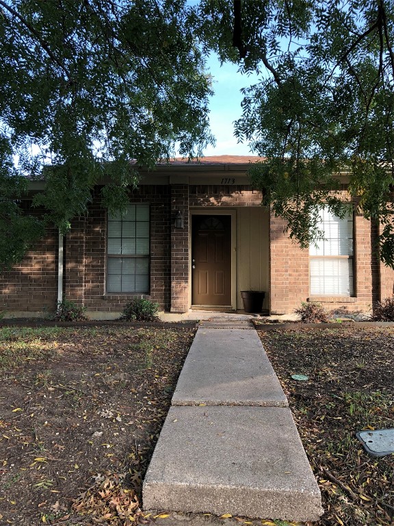 1713 Canterbury Lane Lewisville TX 75067
