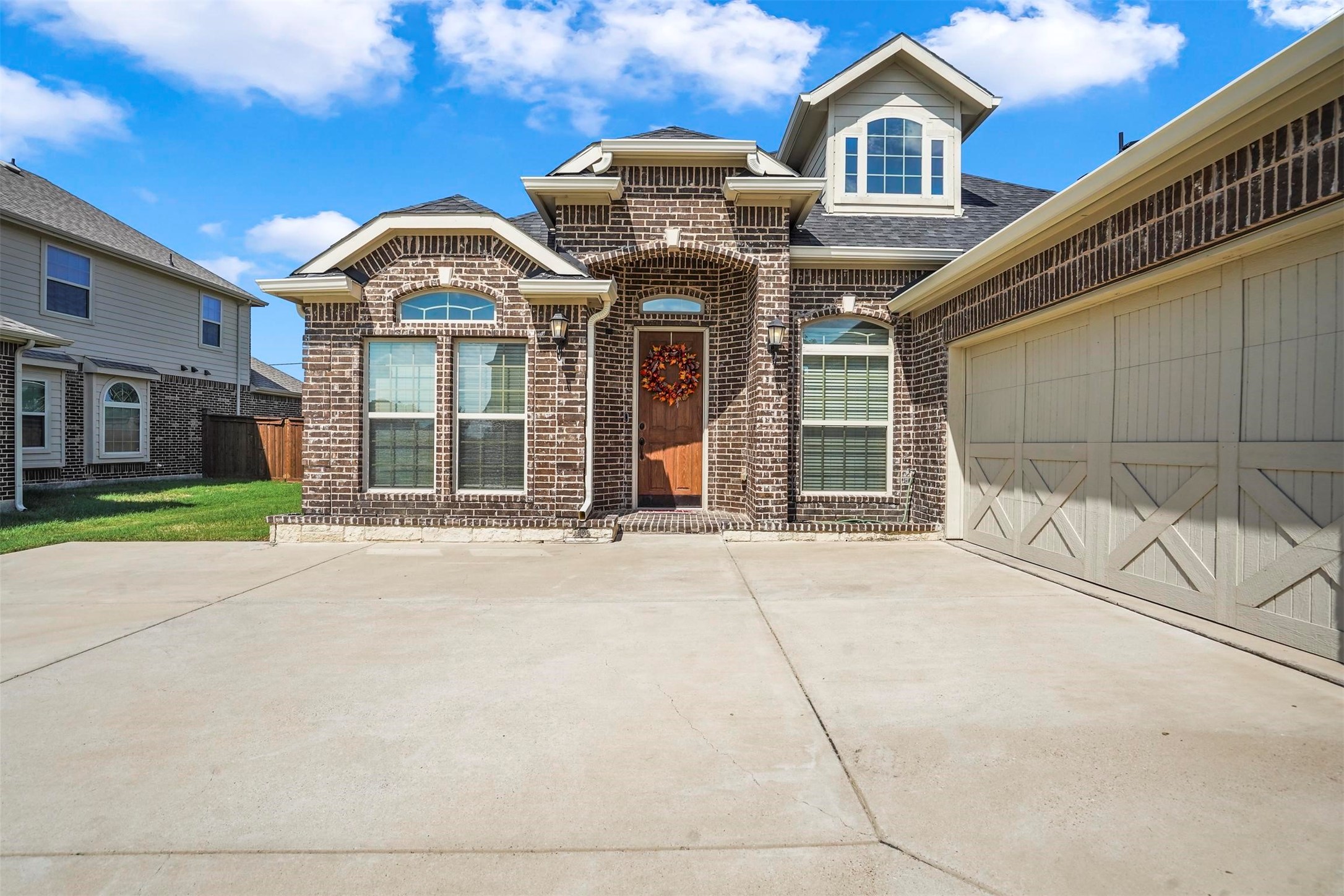 2632 Grand Colonial Street Grand Prairie TX 75054
