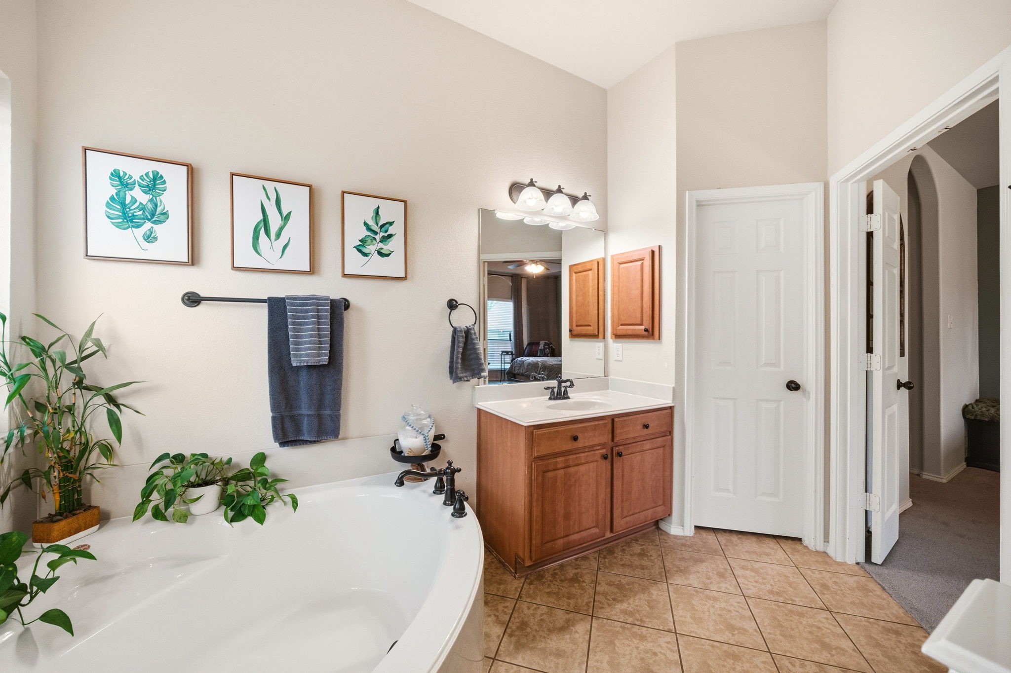 202 Boardwalk Avenue Waxahachie TX 75165