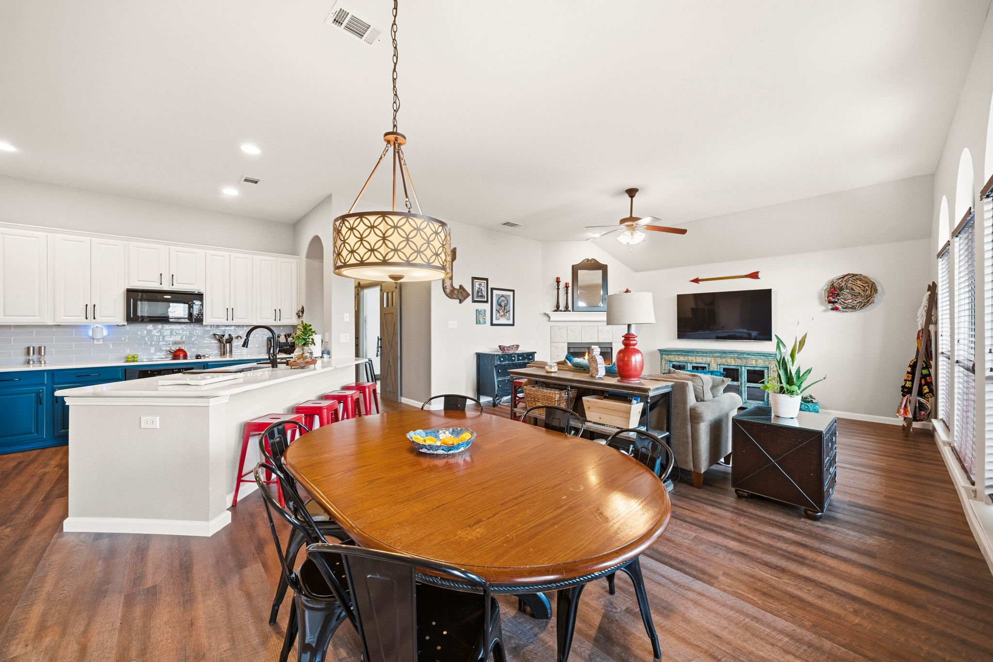 202 Boardwalk Avenue Waxahachie TX 75165