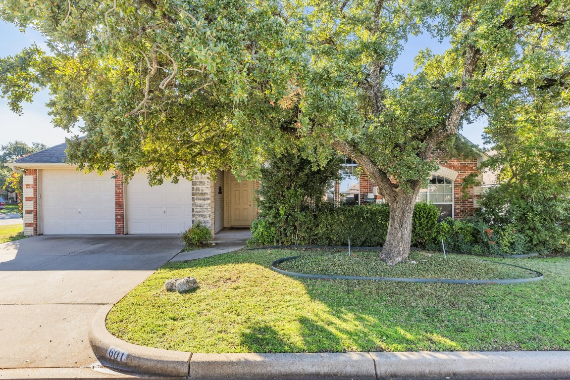 601 Elizabeth Place Weatherford TX 76086
