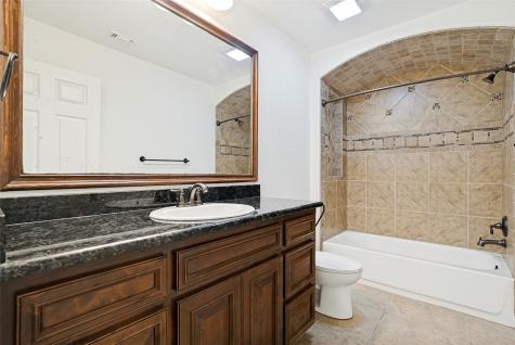 204 Captains Court Granbury TX 76049