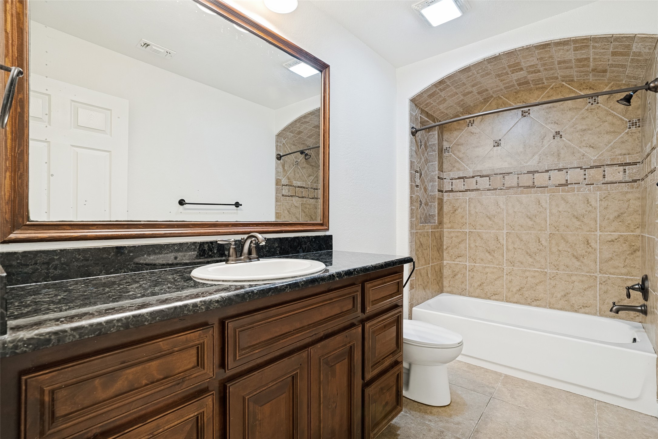 204 Captains Court Granbury TX 76049
