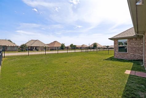 204 Captains Court Granbury TX 76049
