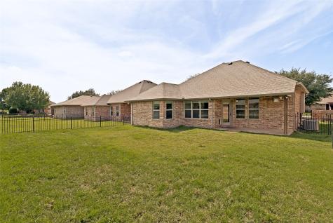204 Captains Court Granbury TX 76049