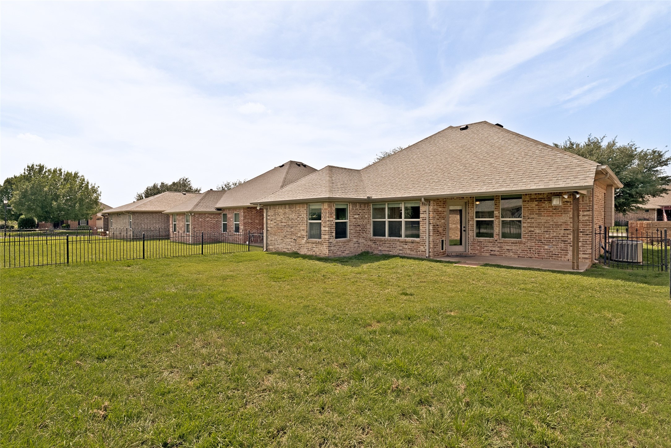 204 Captains Court Granbury TX 76049