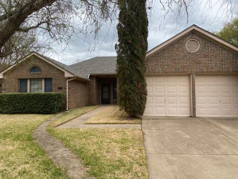 808 Bridgewater Lane Mesquite TX 75181