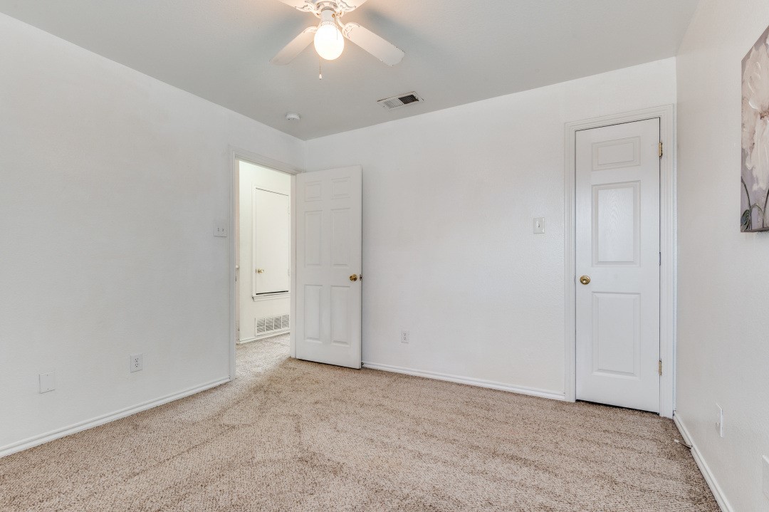 905 Fairbanks Circle Duncanville TX 75137