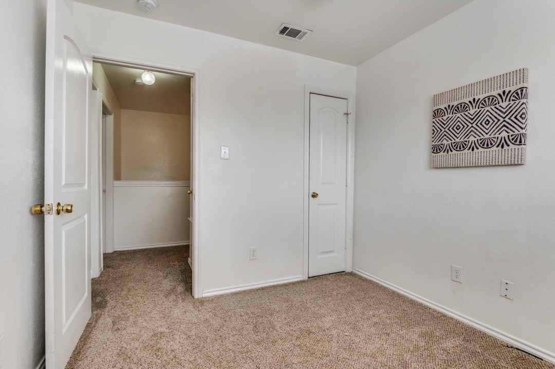 905 Fairbanks Circle Duncanville TX 75137