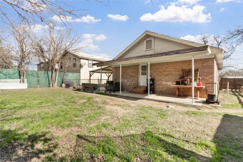 512 S Nueces Street Coleman TX 76834