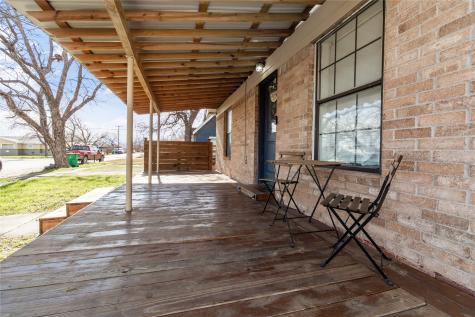 512 S Nueces Street Coleman TX 76834
