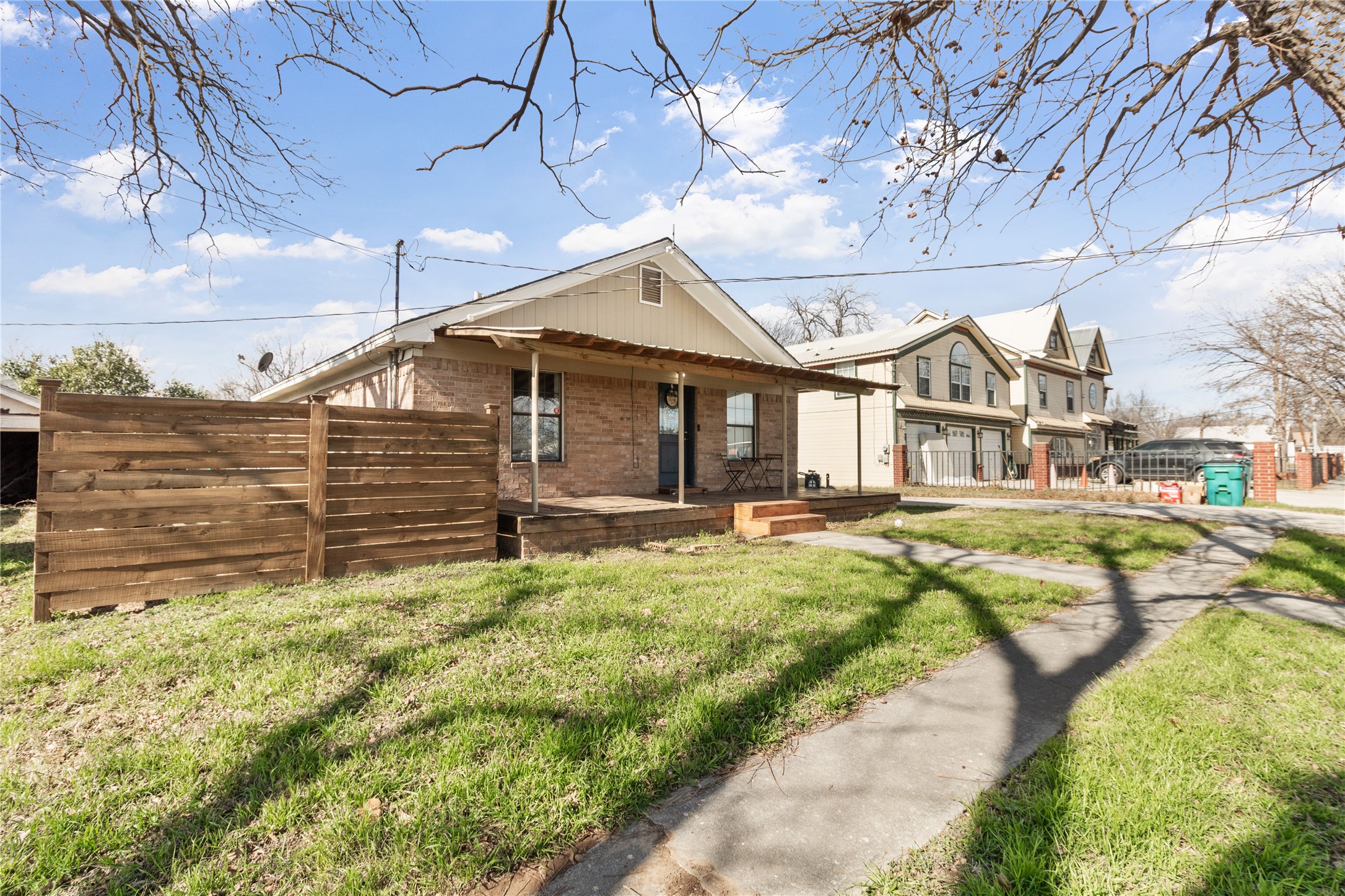 512 S Nueces Street Coleman TX 76834