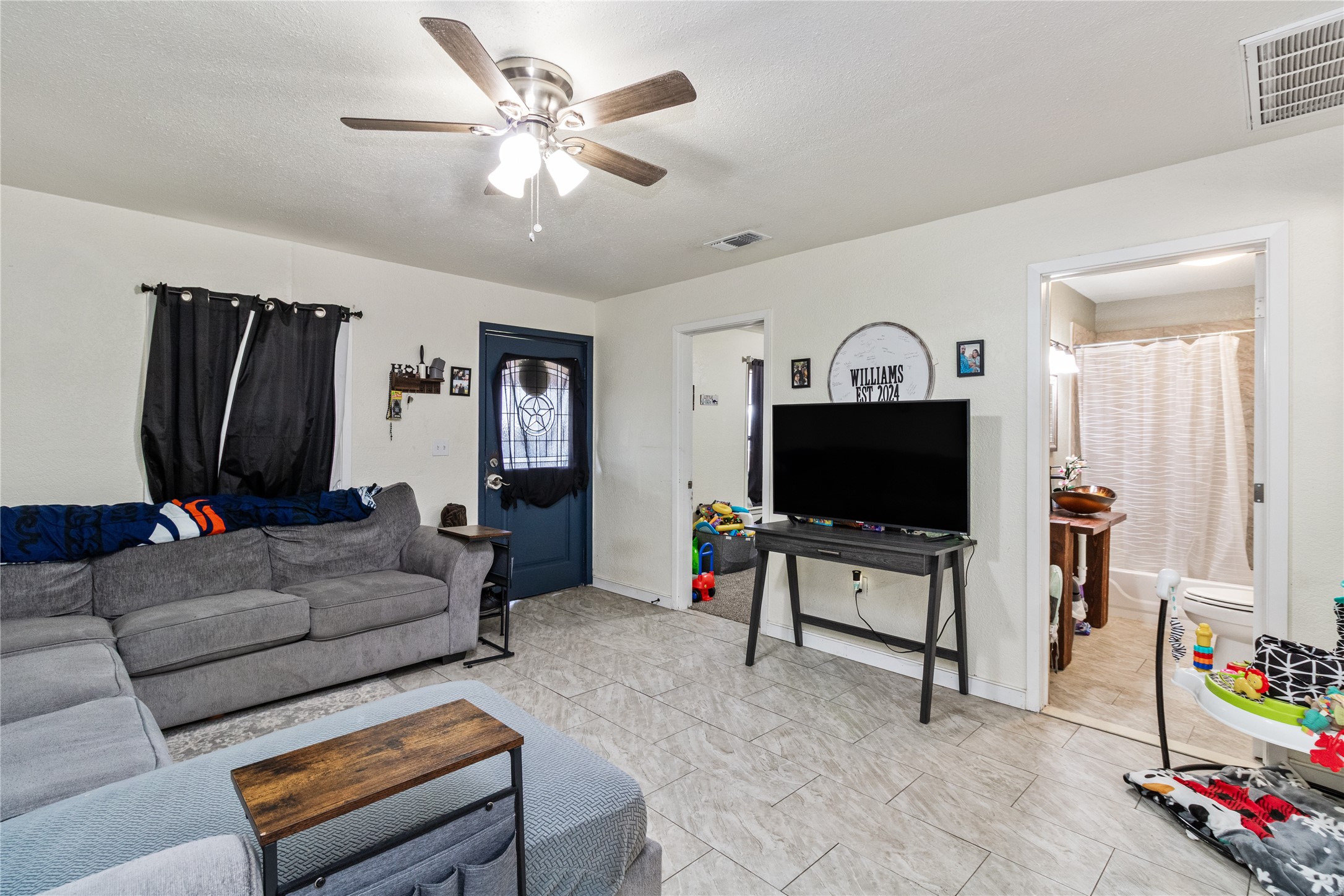 512 S Nueces Street Coleman TX 76834