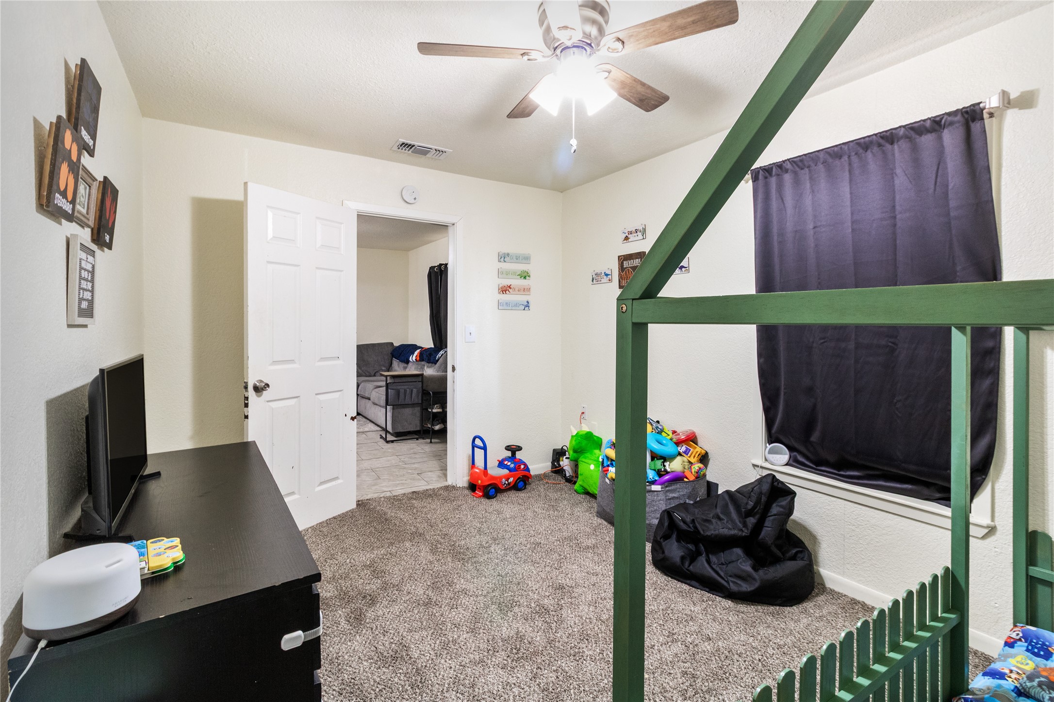 512 S Nueces Street Coleman TX 76834