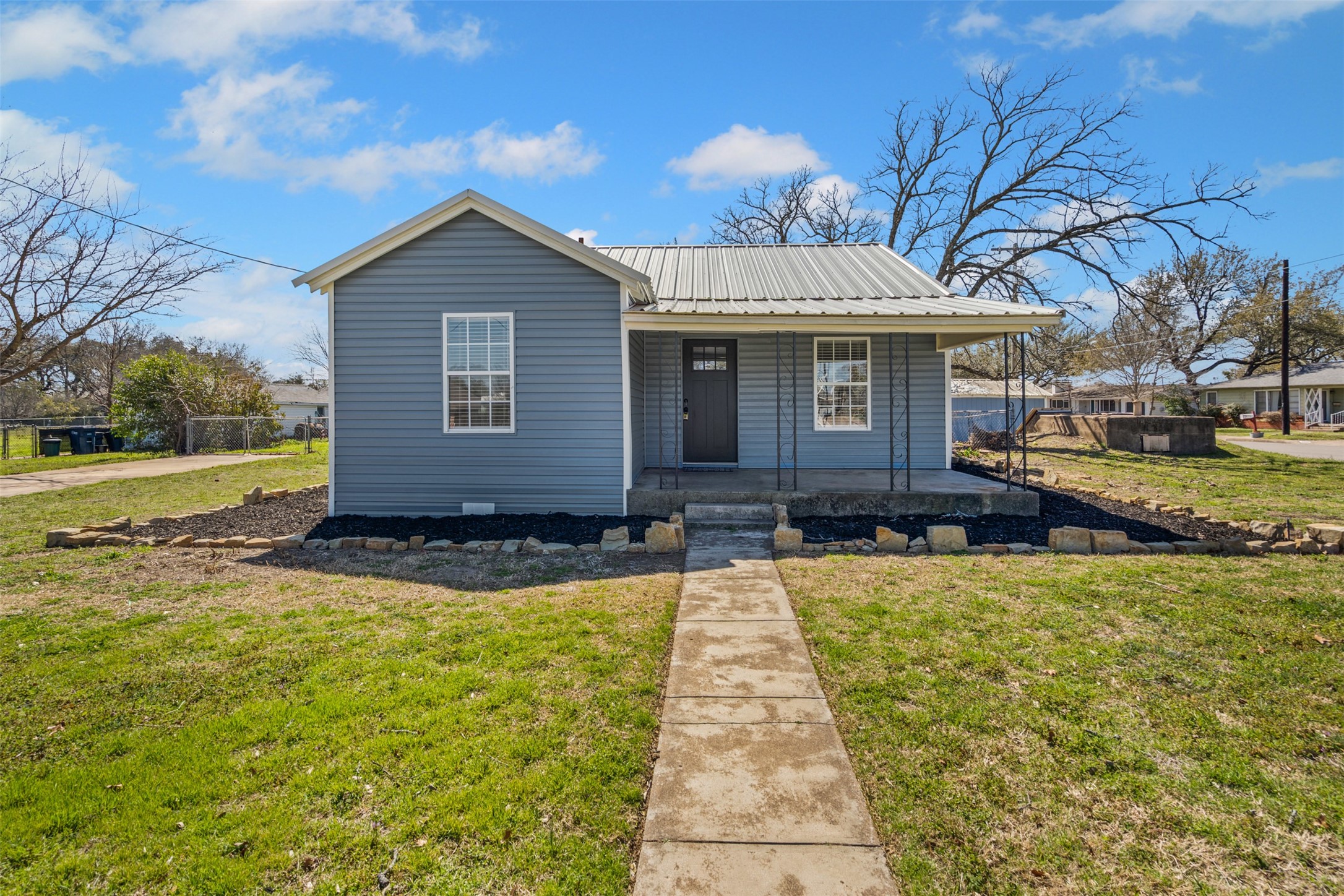 813 W Couts Street Weatherford TX 76086