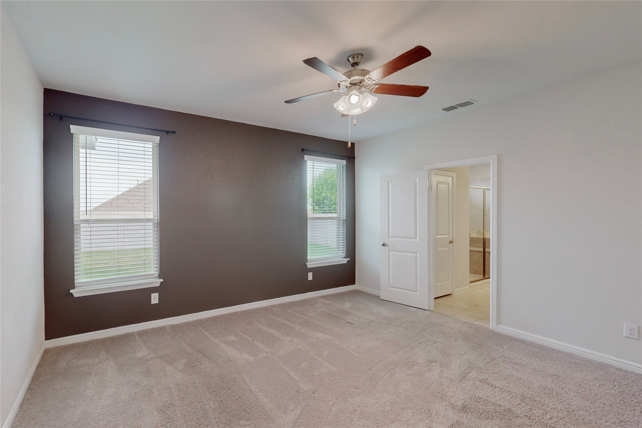 821 Falcon Road Argyle TX 76226