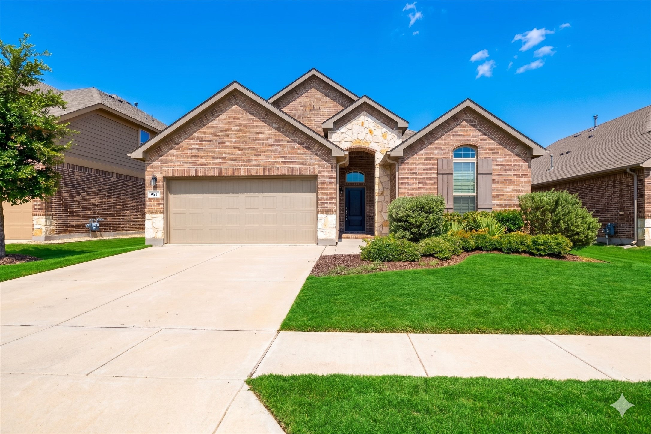 821 Falcon Road Argyle TX 76226