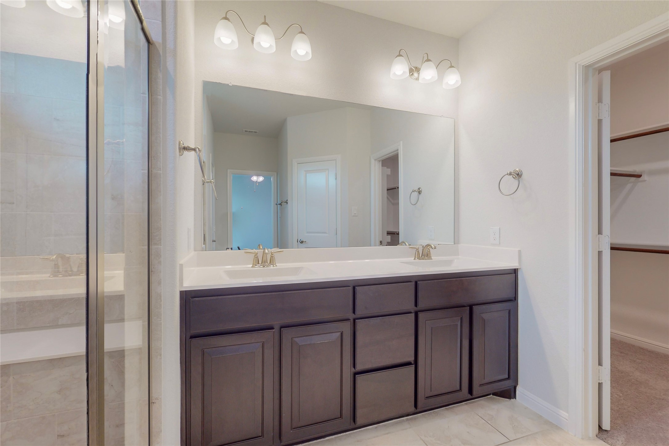 821 Falcon Road Argyle TX 76226