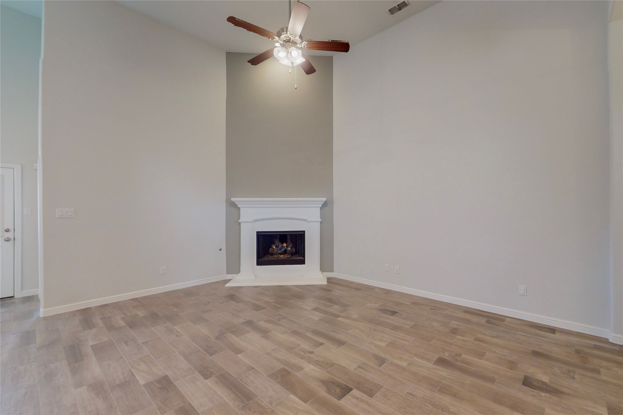 821 Falcon Road Argyle TX 76226