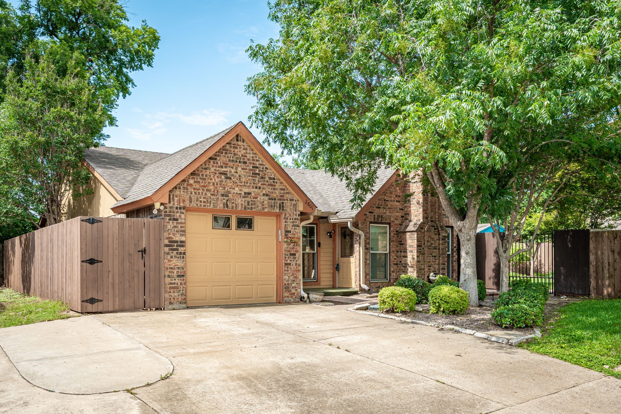 2801 Silkwood Court Plano TX 75074
