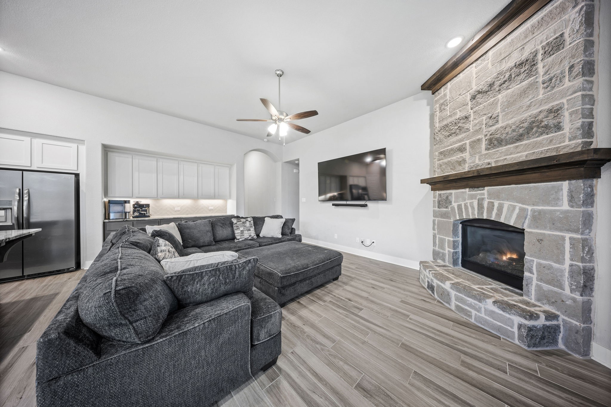 3912 Primrose Drive Aubrey TX 76227
